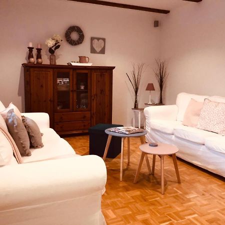 Ferienwohnung Jette Mit Wallbox Hanstedt Bagian luar foto