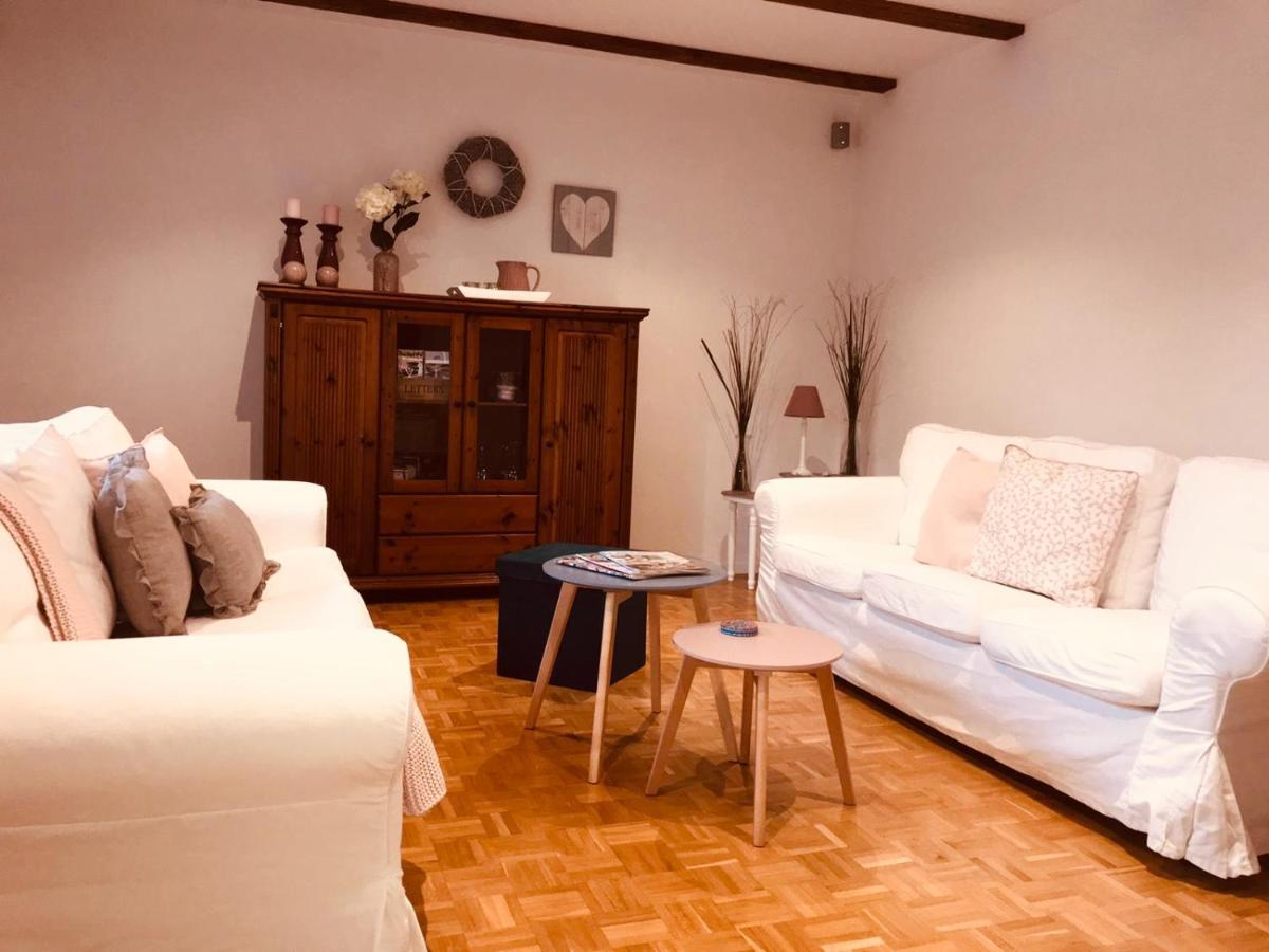Ferienwohnung Jette Mit Wallbox Hanstedt Bagian luar foto